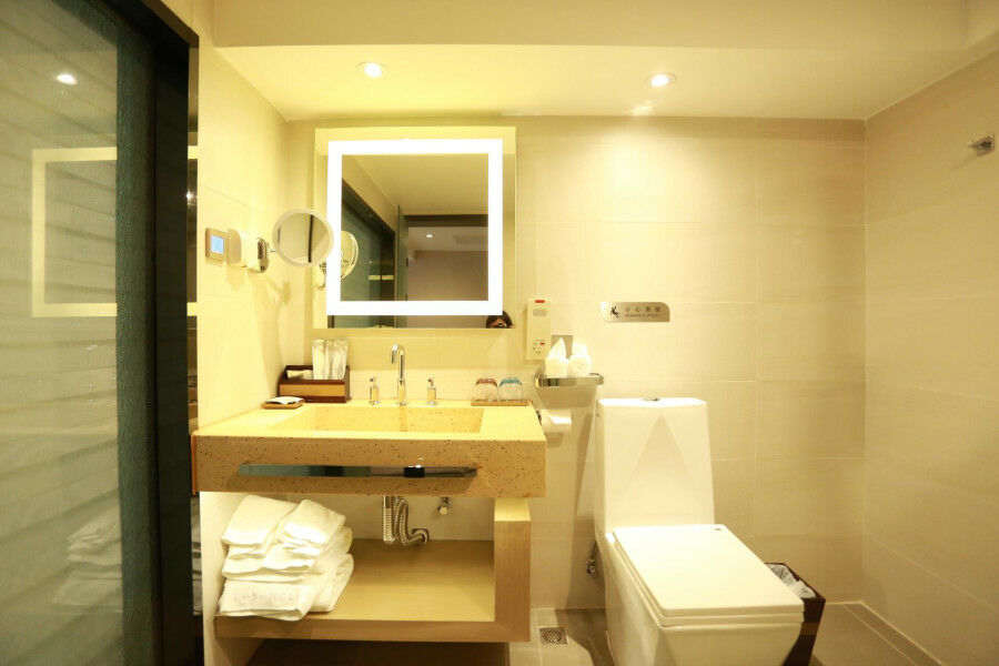 Lavande Hotel Baogang Avenue Guangbai Xinyi Branch 광저우 외부 사진